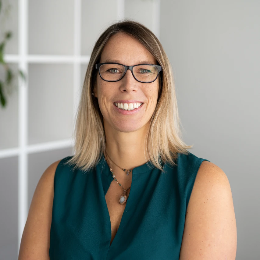 Dr. Janine Roy, Director Bioinformatics & Data Analytics